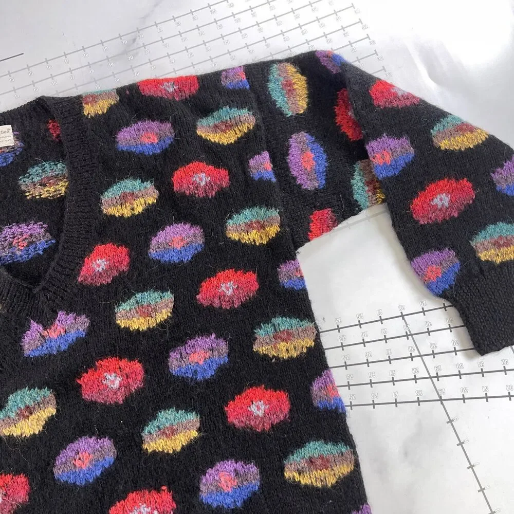 Vintage Peruvian Connection Sweater Womens Extra Large Black Pastel Floral - Picture 4 of 14